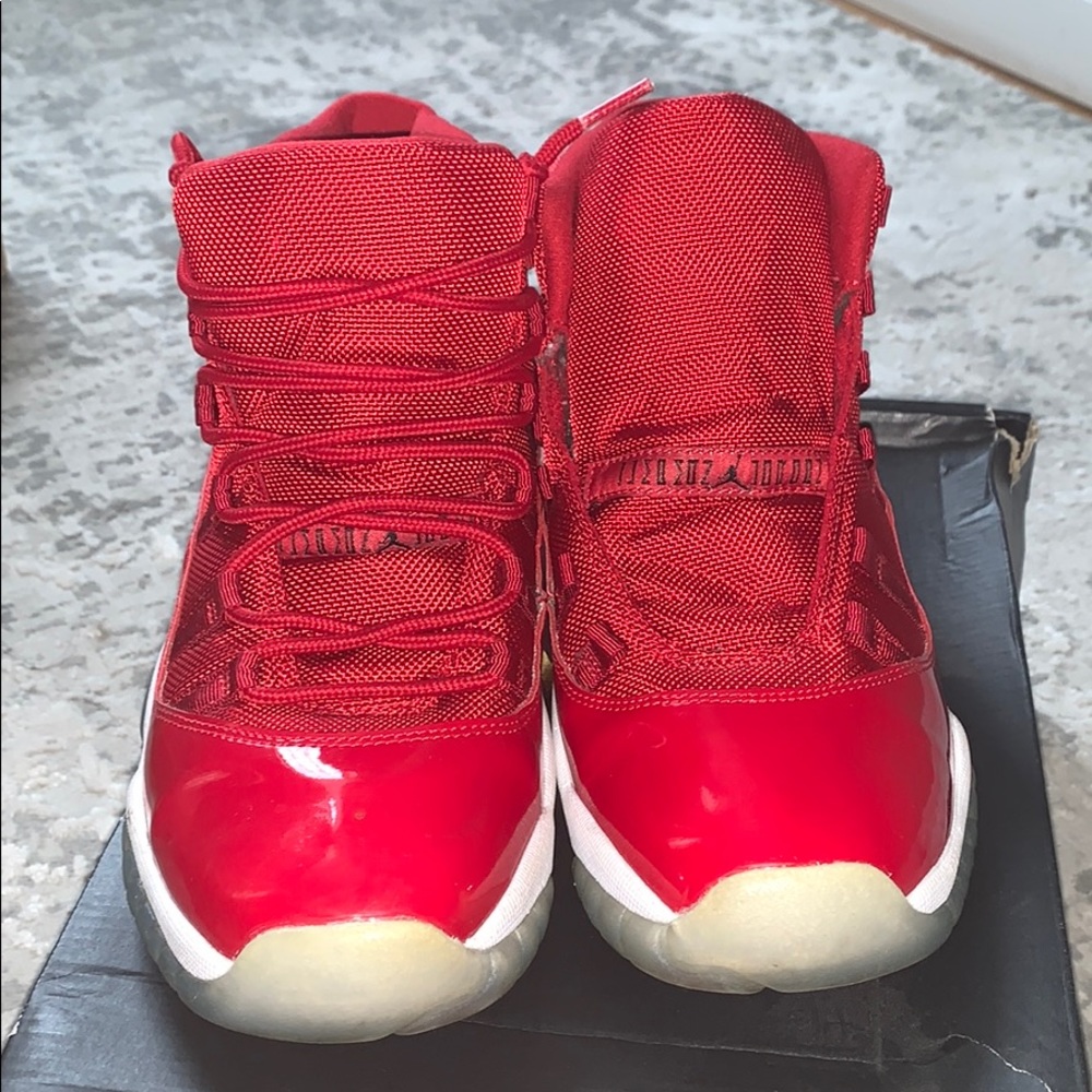 Air Jordan 11 Retro Red  “Win like 96” - Picture 2 of 5
